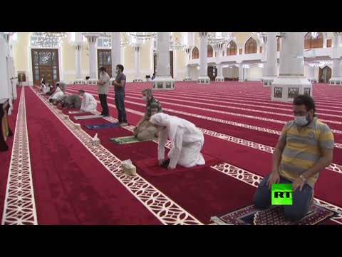 شاهد افتتاح المساجد في العاصمة القطرية الدوحة