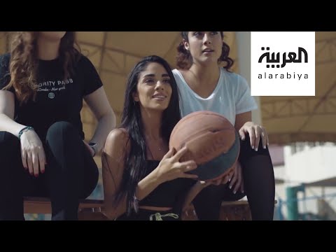 شاهد الفنانة العراقية البلجيكية ساندرا ساهي في حفل افتراضي لدبي أوبرا